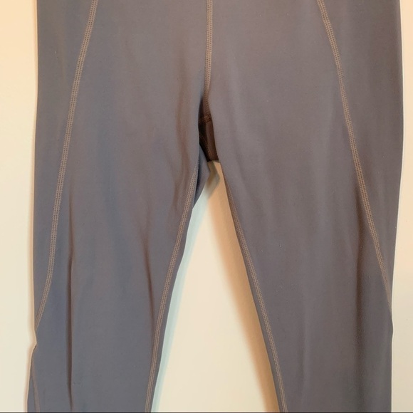 Athleta Salutation 7/8 Tight Powervita Flagstone Grey Legging Yoga Size XS - Picture 8 of 14